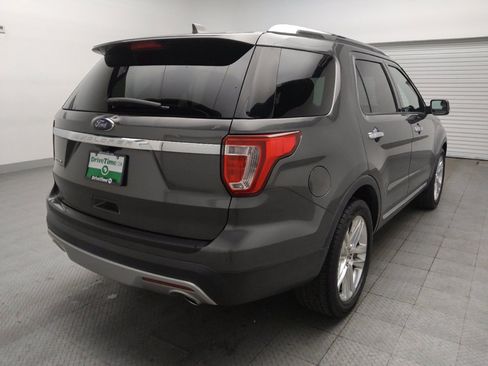 Used 2017 Ford Explorer Limited FWD image 9