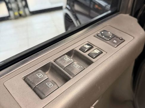 Used 2005 INFINITI QX56 4WD image 22