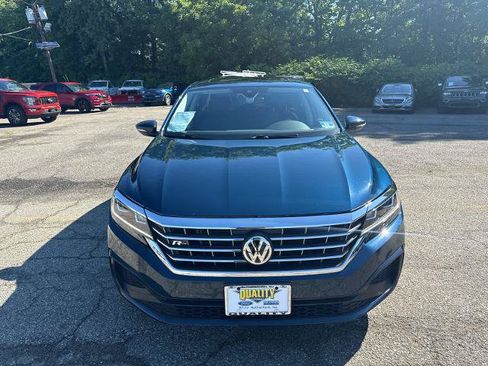Used 2020 Volkswagen Passat 2.0T R-Line FWD image 2