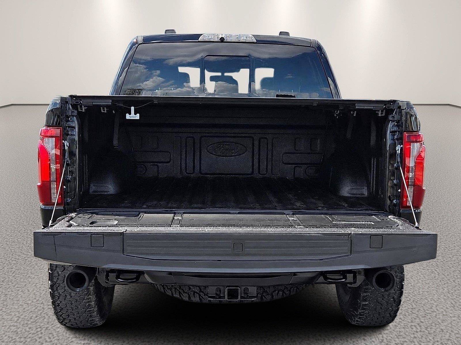 New 2026 Ford F150 Raptor w/ Equipment Group 803A Raptor R AWD/4WD image 10