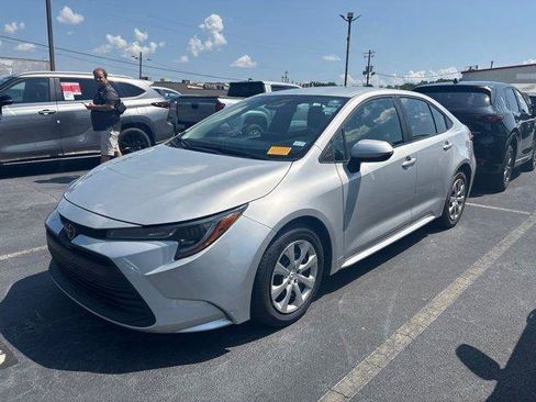 Certified 2026 Toyota Corolla LE FWD image 1