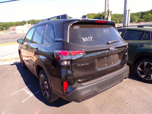 New 2026 Subaru Forester Touring AWD/4WD image 5