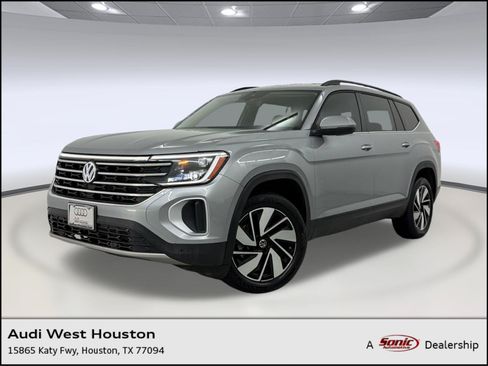 Used 2026 Volkswagen Atlas SE AWD/4WD image 1