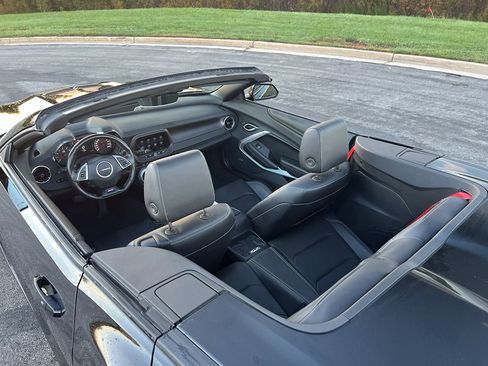 Used 2023 Chevrolet Camaro SS image 36