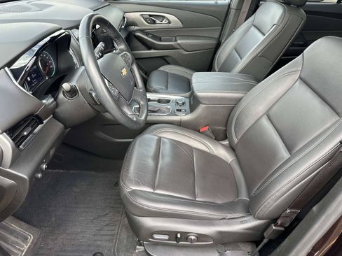 Certified 2023 Chevrolet Traverse LT w/ LT Premium Package AWD/4WD image 20
