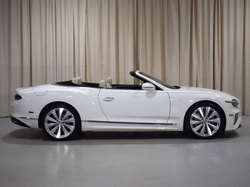 Certified 2026 Bentley Continental GTC AWD/4WD image 5
