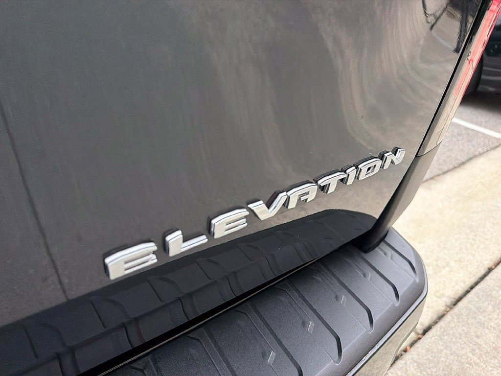 Used 2026 GMC Sierra EV Elevation AWD/4WD image 8