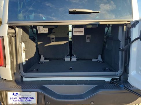 New 2026 Ford Bronco Badlands image 10