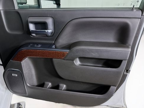 Used 2018 GMC Sierra 1500 SLT image 29