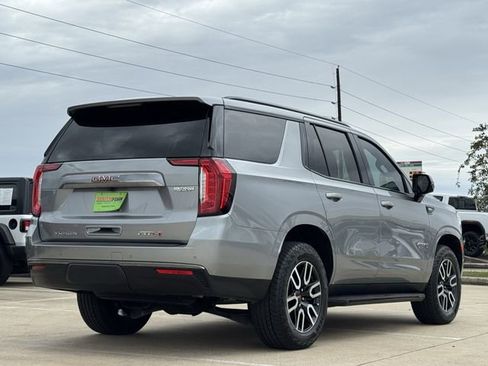 Used 2024 GMC Yukon AT4 w/ Technology Package image 4