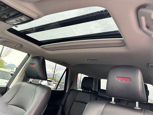 Used 2022 Toyota 4Runner TRD Off-Road Premium w/ Moonroof Package image 30