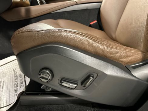 Certified 2024 Volvo XC90 B5 Plus AWD/4WD image 11