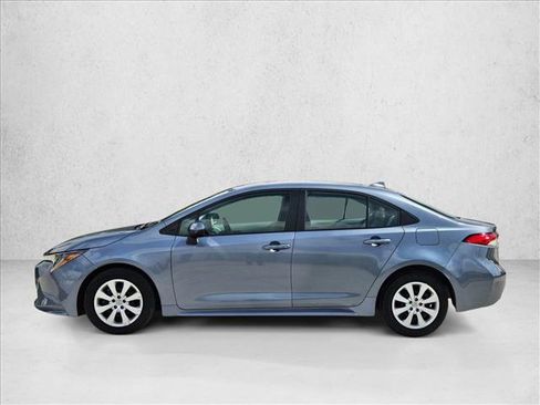 Used 2024 Toyota Corolla LE FWD image 8