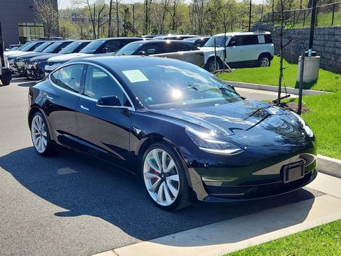 Used 2019 Tesla Model 3 AWD/4WD image 10