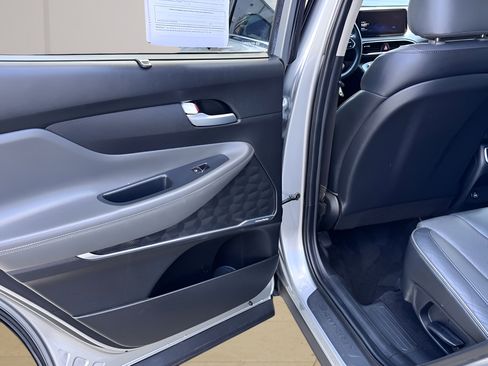 Used 2022 Hyundai Santa Fe SEL w/ Convenience + Premium Package FWD image 29
