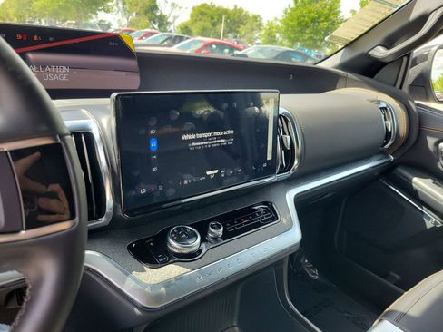 New 2026 Ford Expedition Tremor image 22