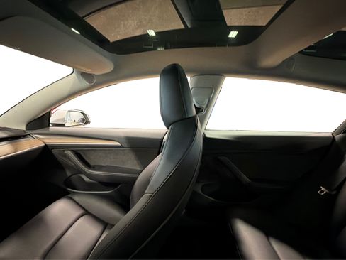 Used 2023 Tesla Model 3 Standard Range RWD image 38