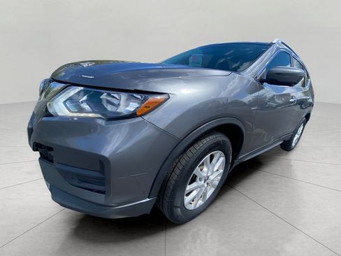 Used 2017 Nissan Rogue SV AWD/4WD image 9