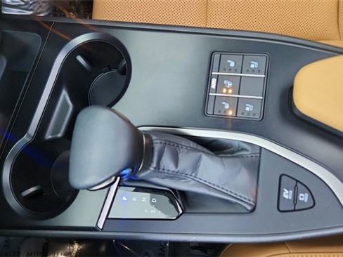 Used 2023 Lexus UX 250h AWD w/ Premium Package image 49