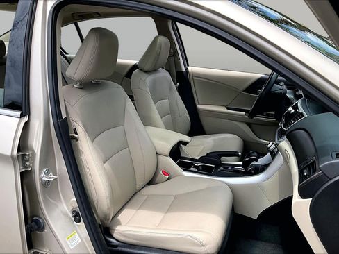 Used 2013 Honda Accord EX-L image 9