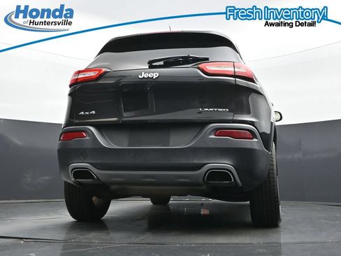 Used 2015 Jeep Cherokee Limited AWD/4WD image 32