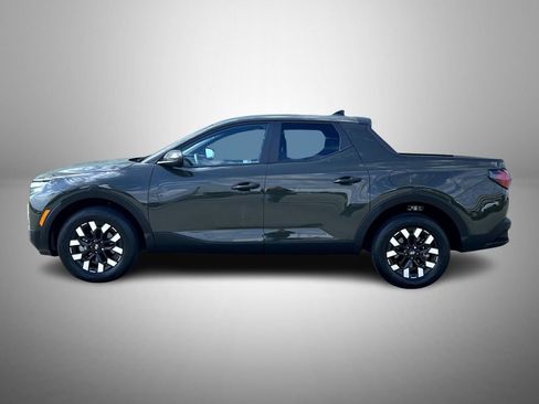 Used 2025 Hyundai Santa Cruz SE AWD/4WD image 9