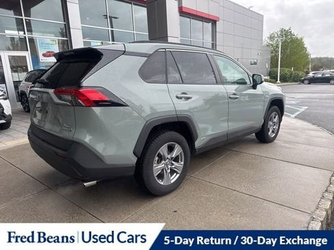 Used 2022 Toyota RAV4 XLE AWD/4WD image 6