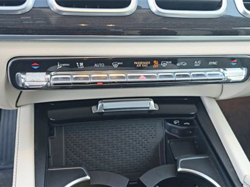 Used 2020 Mercedes-Benz GLE 350 4MATIC image 23