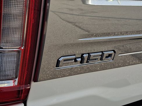 Used 2022 Ford F150 Limited image 31