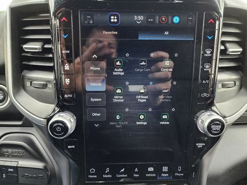 Used 2024 RAM 3500 Big Horn w/ Night Edition image 54