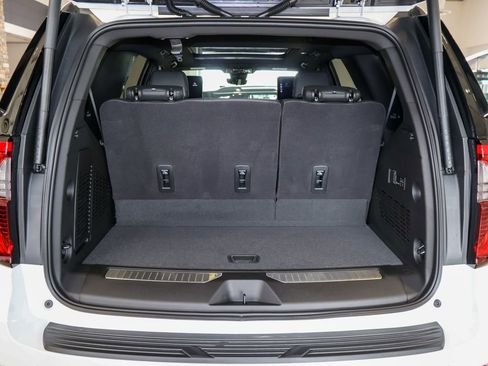 New 2026 GMC Yukon Denali AWD/4WD image 9