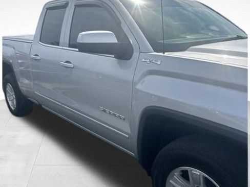 Used 2018 GMC Sierra 1500 SLE w/ SLE Value Package AWD/4WD image 3