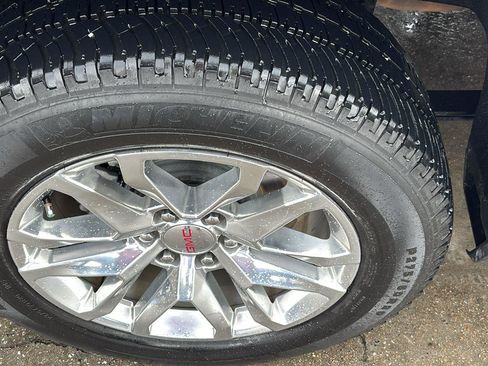 Used 2021 GMC Sierra 1500 SLT w/ SLT Premium Plus Package image 11