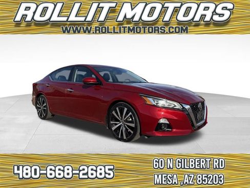 Used 2020 Nissan Altima 2.0 Platinum image 1