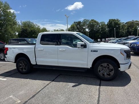 New 2025 Ford F150 Lightning Lariat image 2