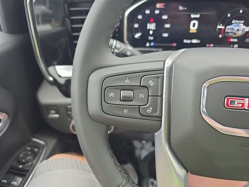 New 2026 GMC Sierra 1500 Elevation w/ Elevation Select Package AWD/4WD image 19