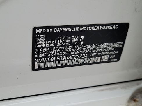 Certified 2024 BMW 330i Sedan w/ Convenience Package RWD image 29