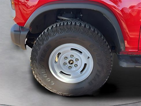 Used 2023 Ford Bronco Heritage Edition image 17