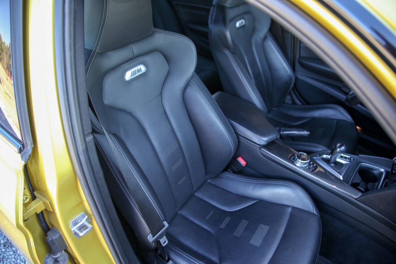 Used 2015 BMW M3 RWD image 65