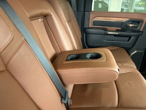 New 2023 RAM 3500 Limited image 37