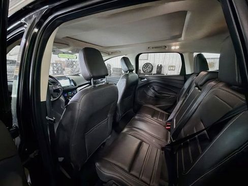 Used 2019 Ford Escape SEL w/ Sun & Style Package AWD/4WD image 9