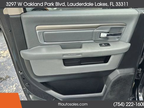 Used 2018 RAM 1500 Lone Star image 30