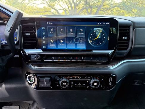 Used 2024 Chevrolet Silverado 2500 LT w/ Texas Edition AWD/4WD image 14