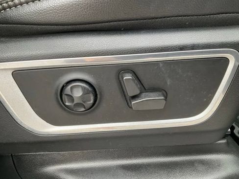Used 2021 RAM 1500 Laramie AWD/4WD image 22