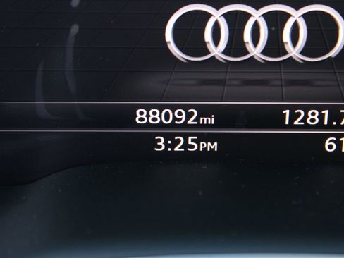 Used 2019 Audi Q7 3.0T Prestige image 13