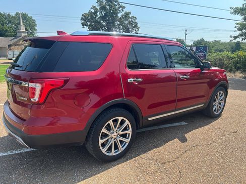 Used 2016 Ford Explorer Limited FWD image 4