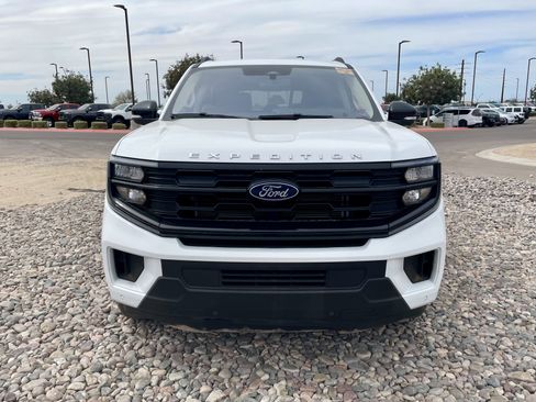 Used 2025 Ford Expedition Max Active AWD/4WD image 8