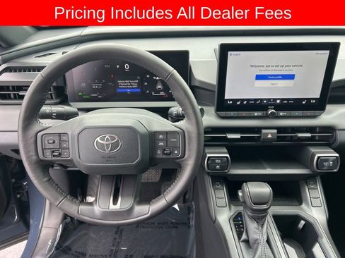 Used 2026 Toyota RAV4 SE w/ Weather Package FWD image 5