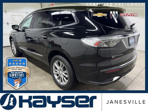 Certified 2022 Buick Enclave Avenir w/ Trailering Package, 5000 lbs. image 9