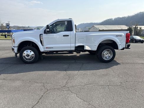 New 2026 Ford F450 XLT AWD/4WD image 3